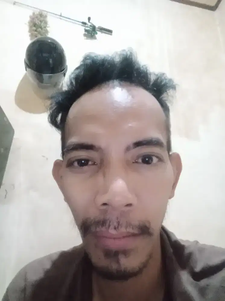 Tukang pasang Wallpaper