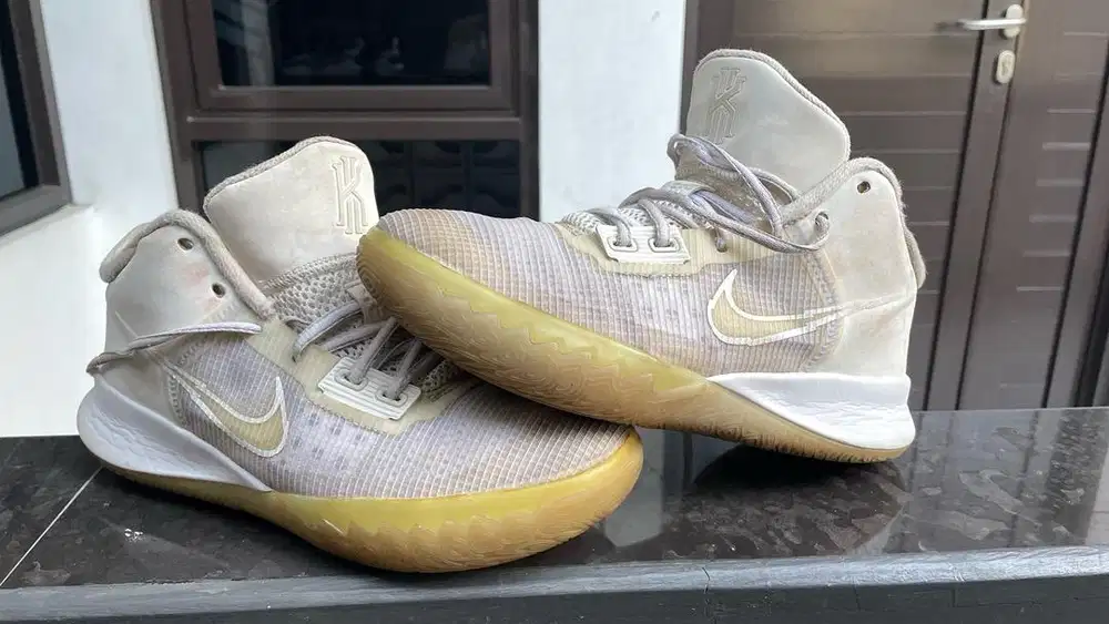 nike kyrie flytrap 4