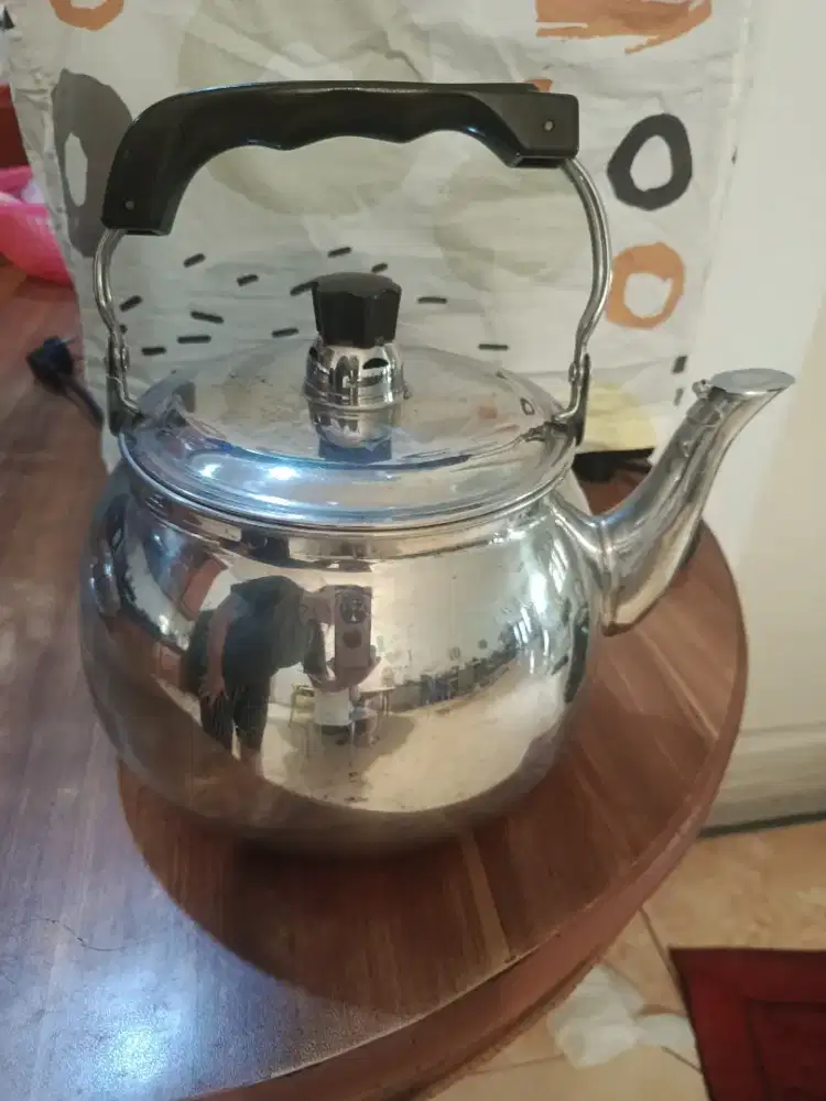 Teko Air Bunyi Stainless Steel Tebal Buatan Korea