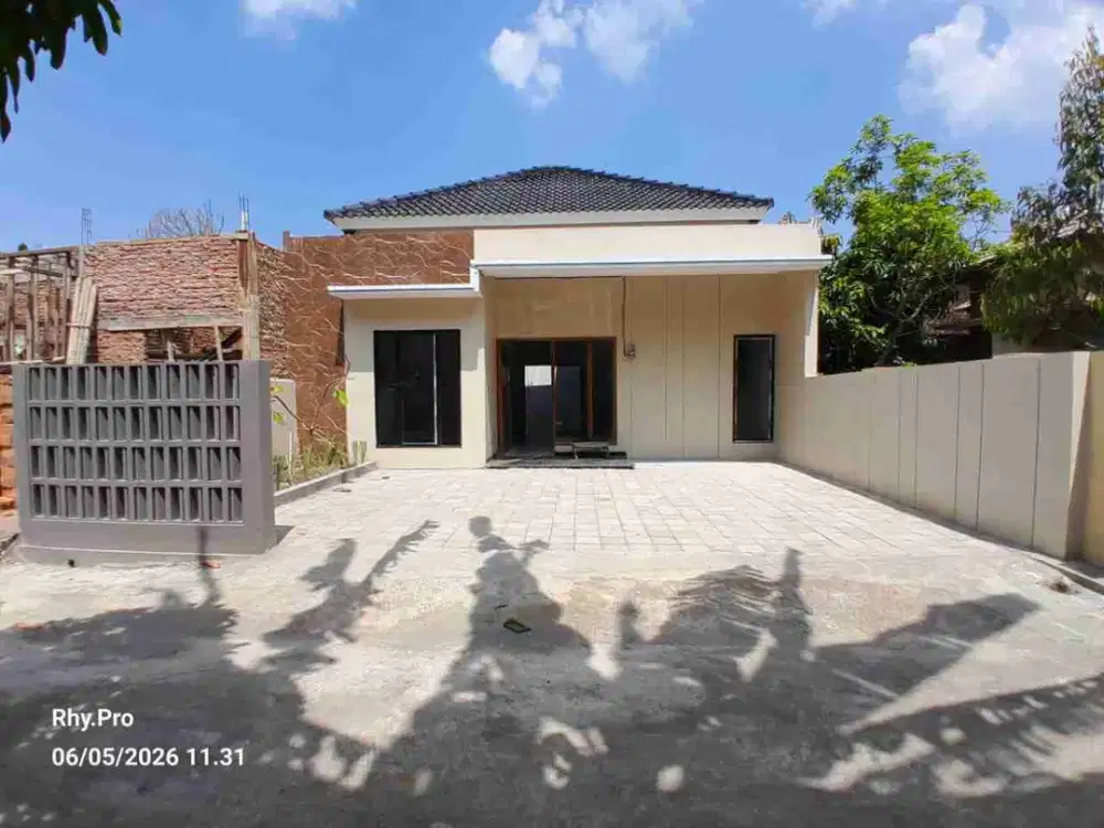 Rumah BARU LIMASAN MODERN di Utara RSUD Prambanan 
Madurejo Prambanan Sleman