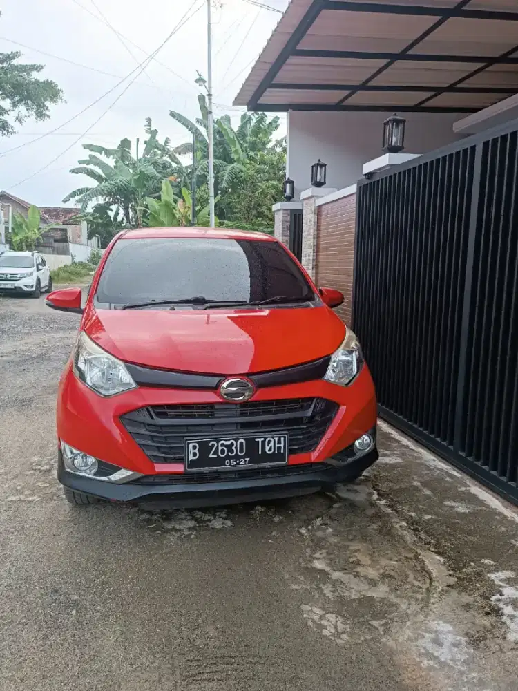 Daihatsu sigra r 1.2 matic 2017