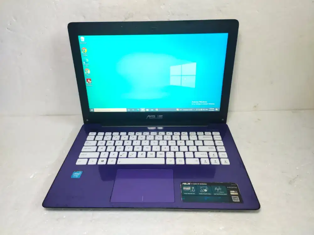 A2005 Asus X453M ram 2GB ssd 128GB keyboard baru
