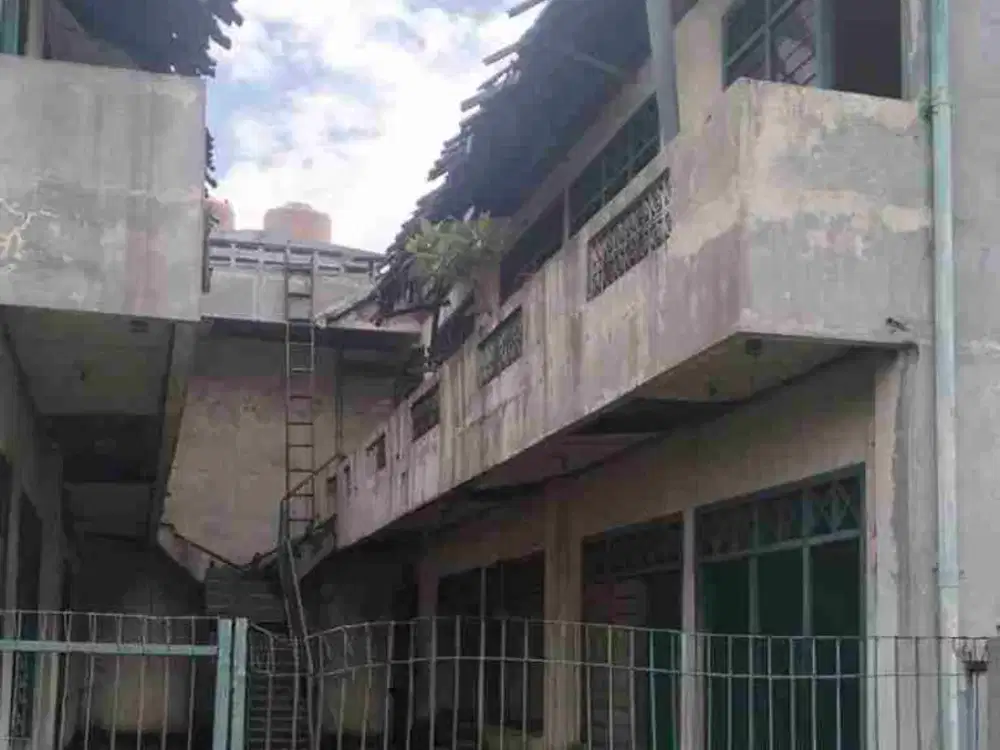 Rumah murah LT 441 ex kontrakan/kost 20 kamar 1.3 M di jatiasih akses 2 mobil bebas banjir dekat tol JORR LRT bekasi barat