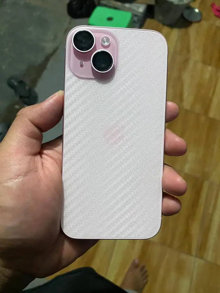 Iphone 15 pink 128 garansi resmi