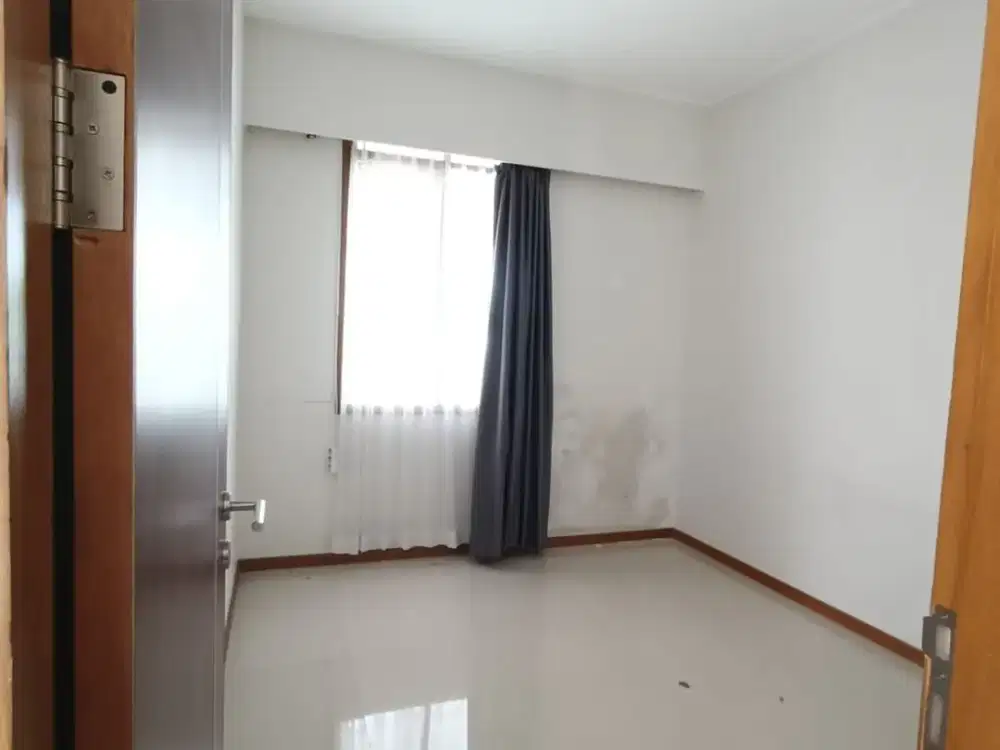 Disewa Rumah 2 Lantai Nyaman Siap Huni Minimalis Lokasi di Bali Garden City View Awiligar Bandung