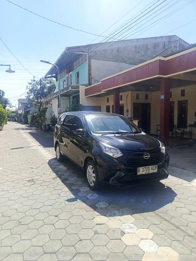 Daihatsu Sigra R 1200 CC Matic - 2023
