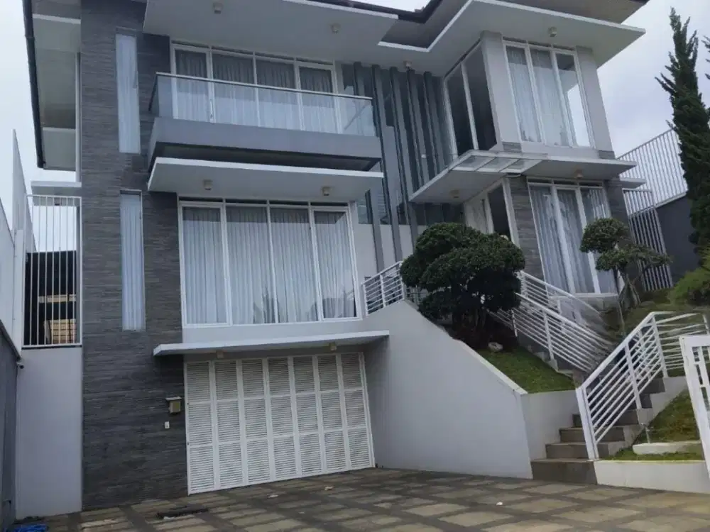 Dijual Rumah Villa Lux Best View Resort Dago Pakar