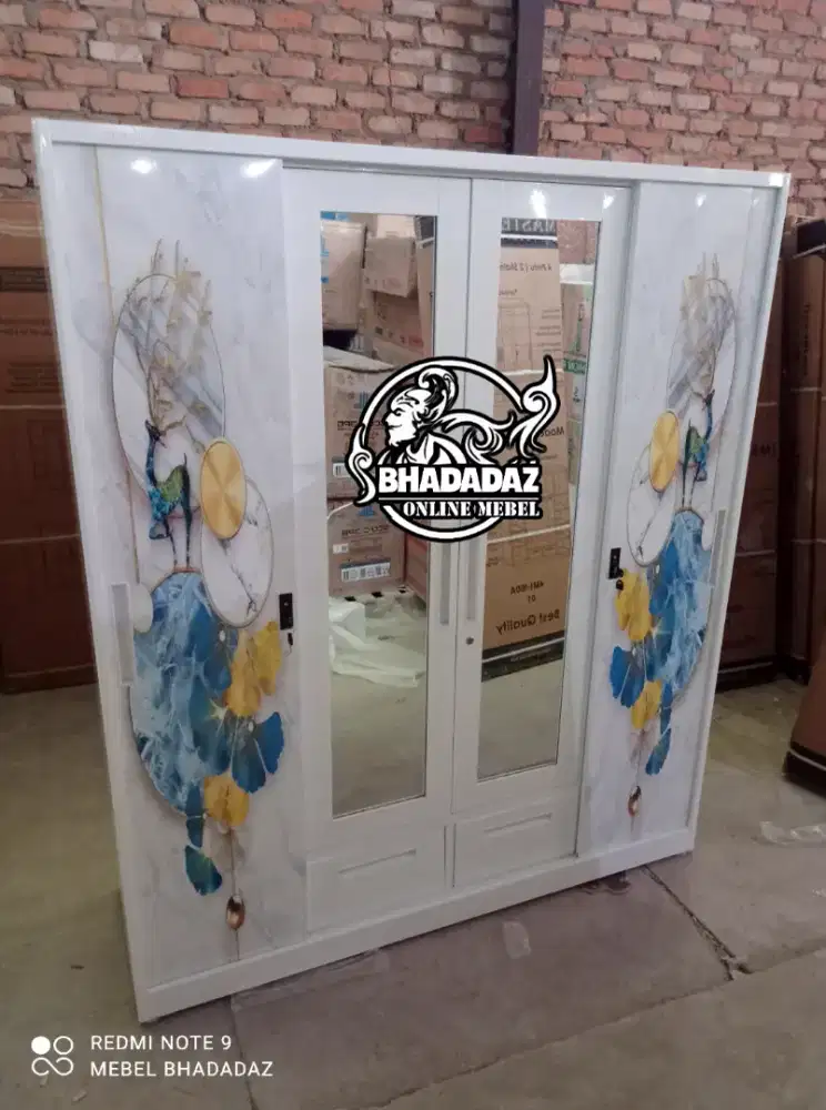 Lemari Besi 4 Pintu