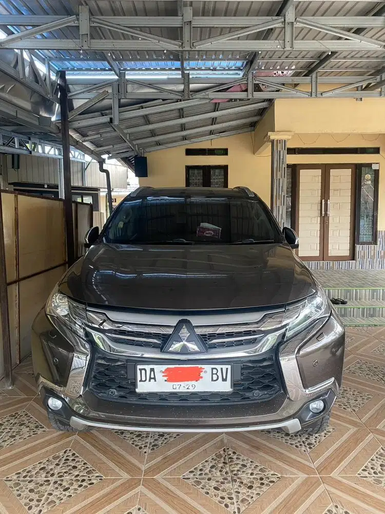 Pajero Sport Dakr 4x2