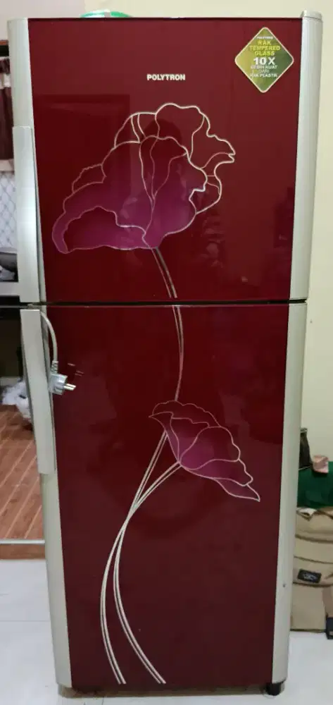 Dijual kulkas 2pintu
