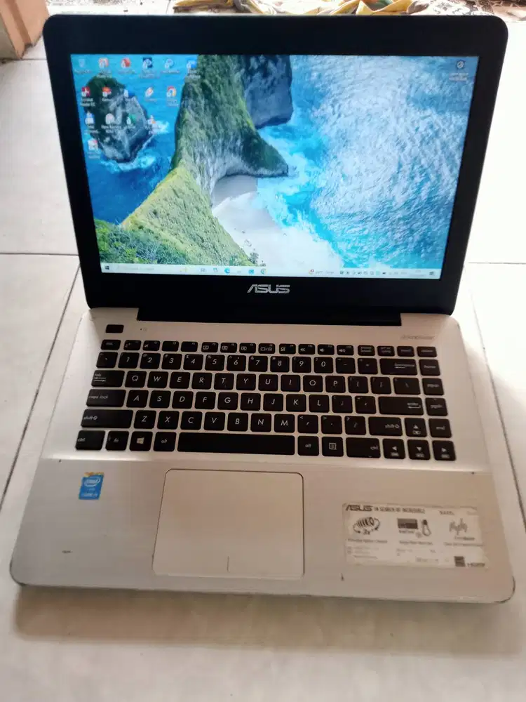 ASUS X455LAB / Core i3 Gen-4 / 500Gb / 4Gb / 2Jam