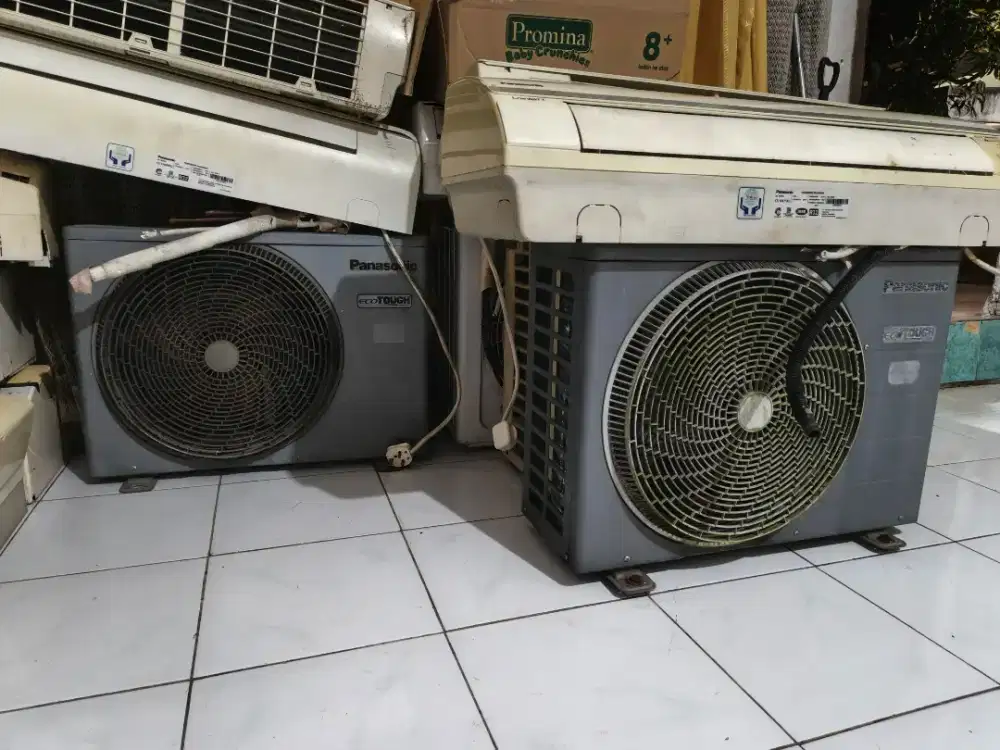 MENERIMA AC BEKAS RUSAK