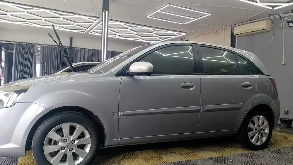 Kia Rio 2011 Bensin