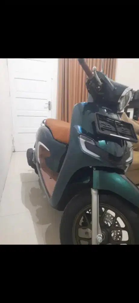 Dijual Stylo 160 ABS 2025 warna hijau