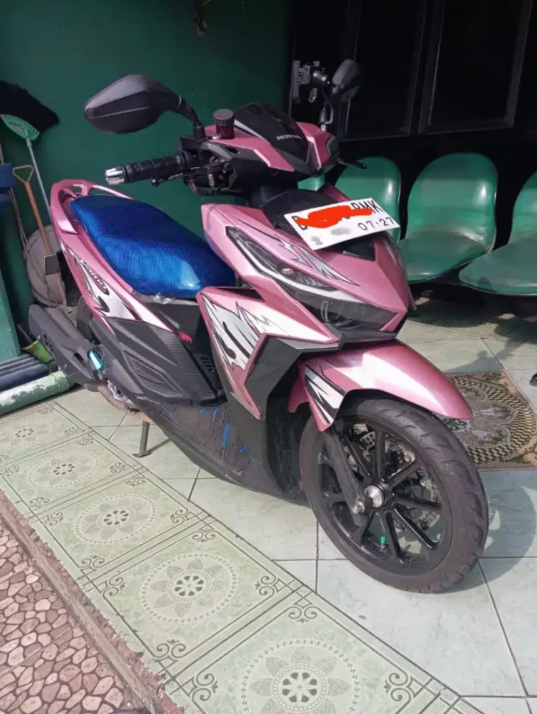 Jual motor vario 125 tahun 2017