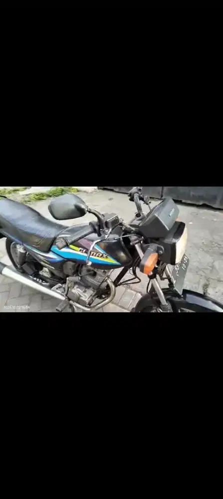 Sepeda motor Honda GL max