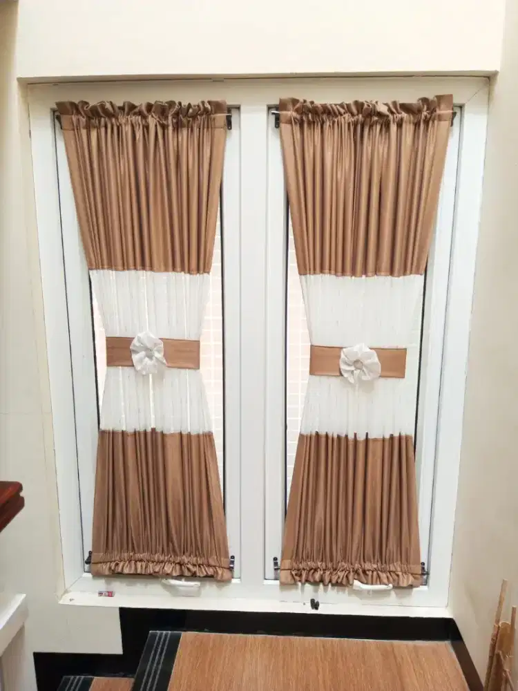 wallpaper,gorden, horizontal blind,wood blind,roll blind