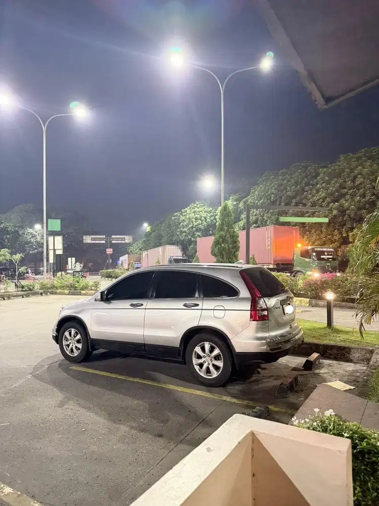 Honda CR-V 2010 Bensin