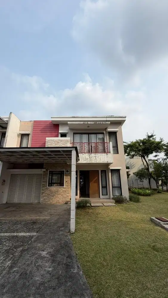 Disewakan Rumah Green Lake City Cluster Asia 10x20 Hoek