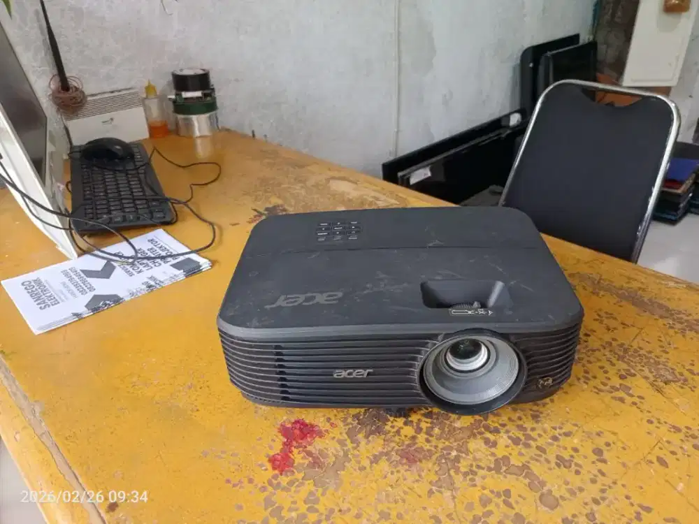 Dijual Cepat Proyektor Acer