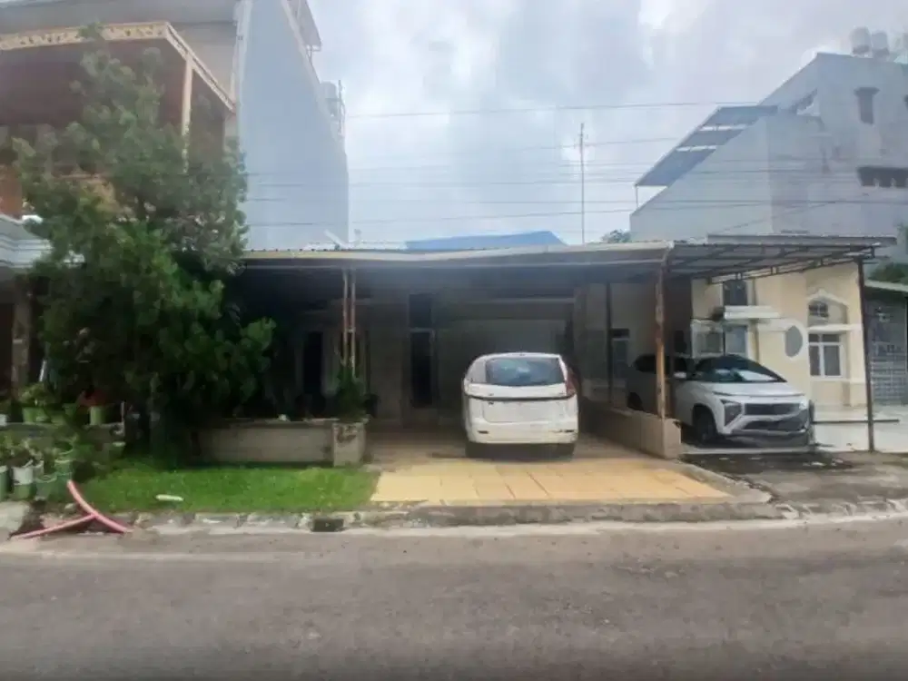Dijual Rumah Makassar sekitar Jalan Metro Tanjung Bunga