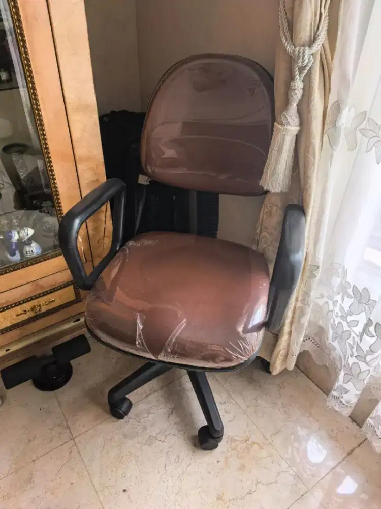 DIJUAL KURSI KANTOR