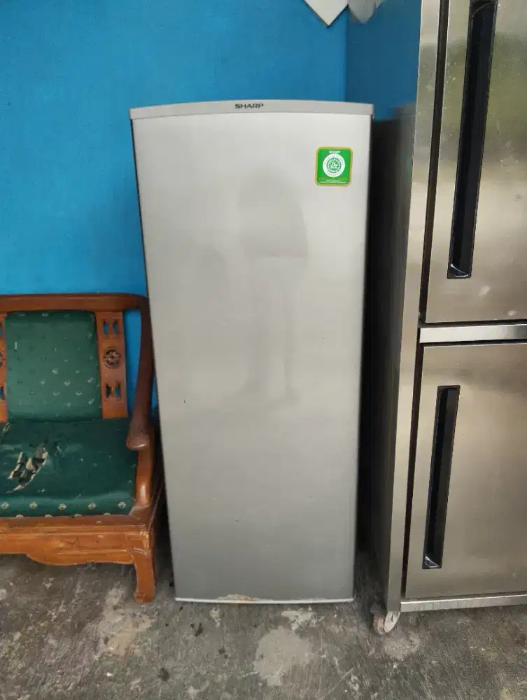 Freezer 8 rak SHARP garansi+gratis ongkir