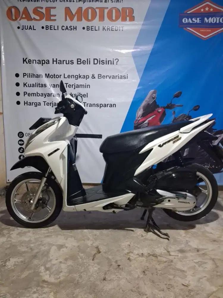 (B) Honda Vario 125 Kzr old Tahun 2012
