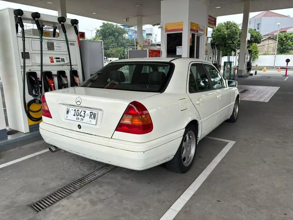 Mercedes-Benz C180 1995