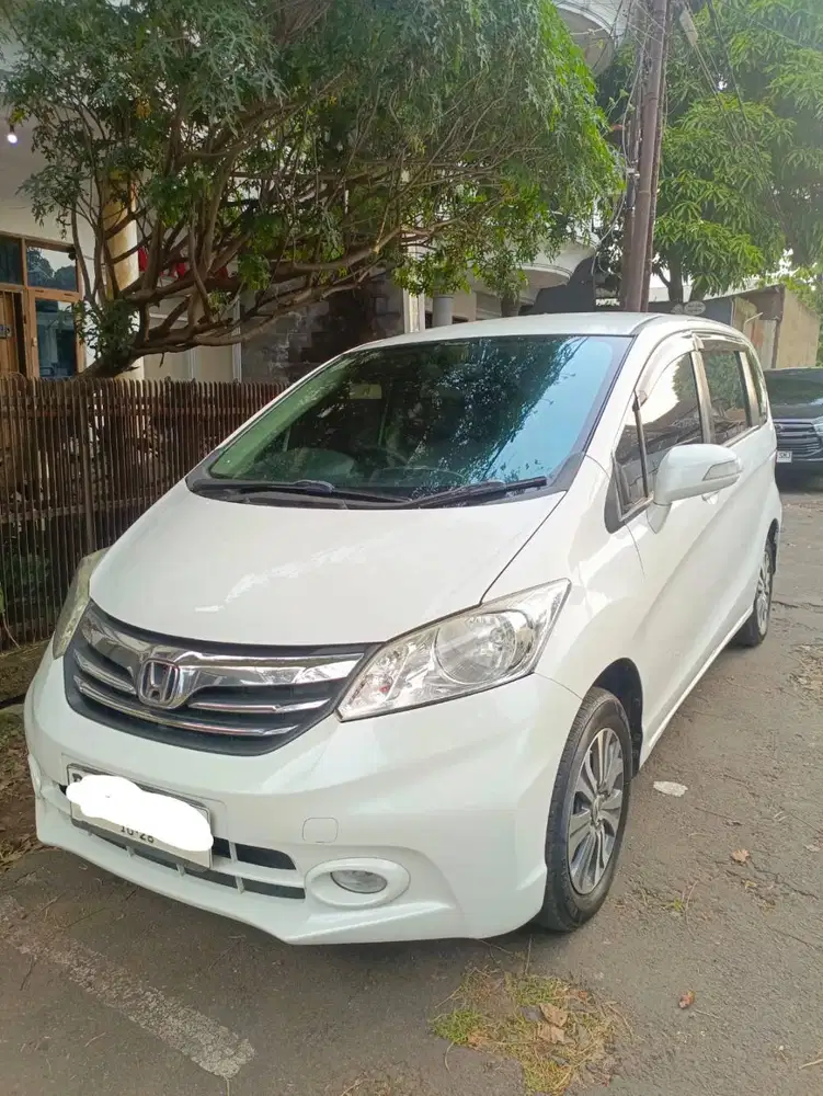 Honda Freed GB3 1.5 E AT(CKD) 2013