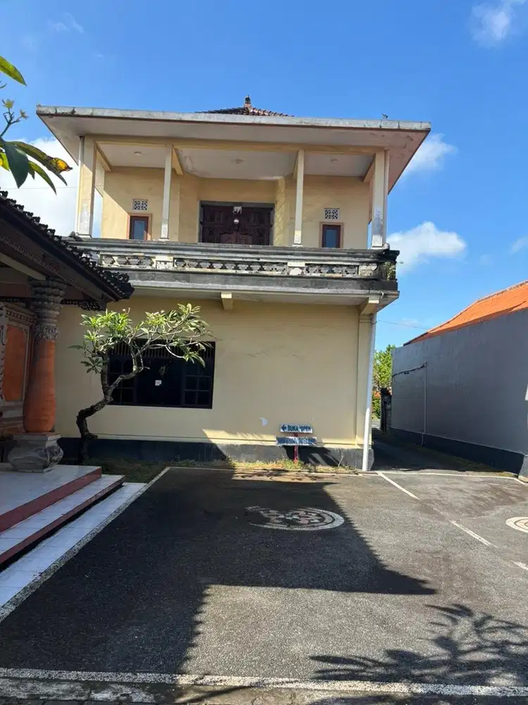 Dikontrakkan ruko lokasi strategis