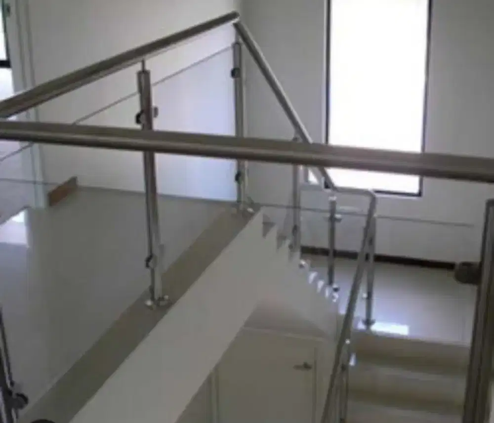 Reling tangga balkon stenlies kaca stell