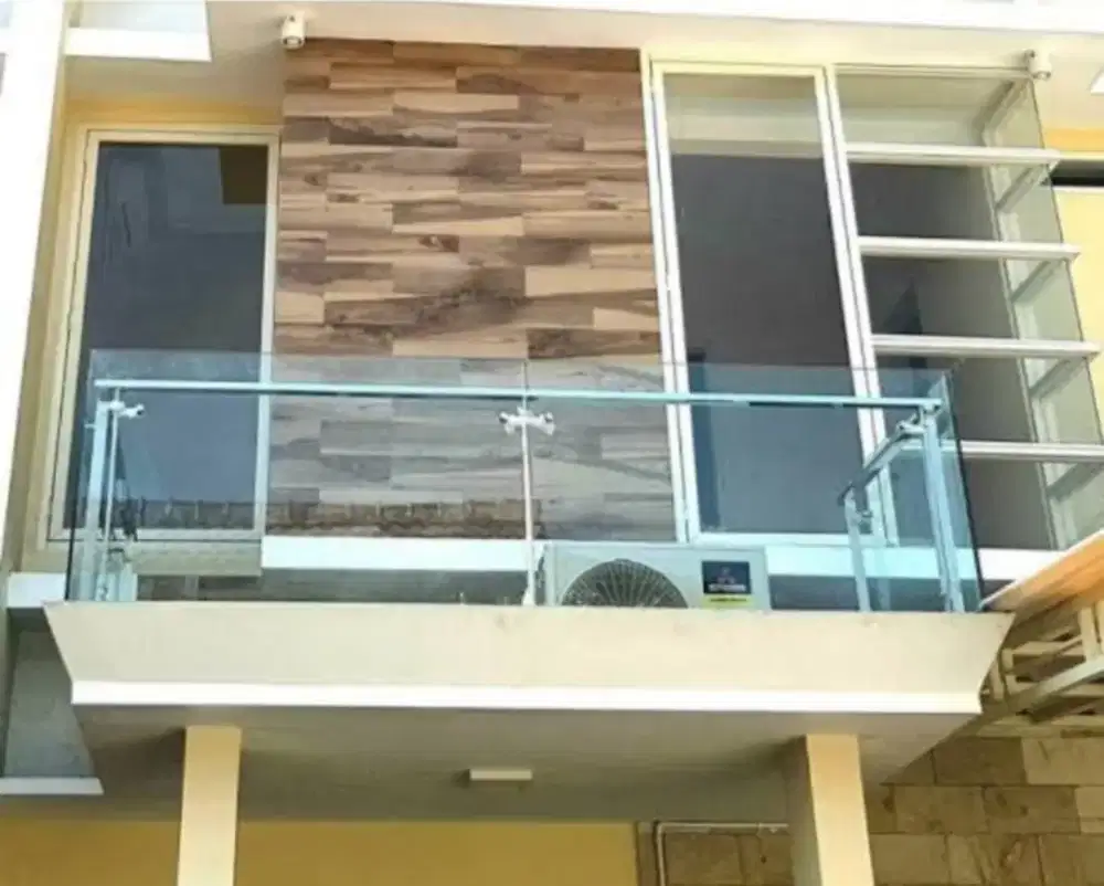 Reling tangga balkon stenlies kaca stell