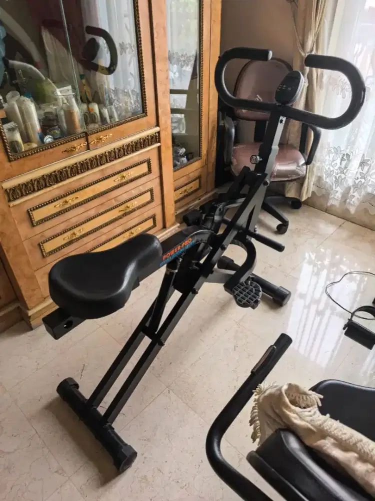 DIJUAL ALAT OLAHRAGA FITNESS