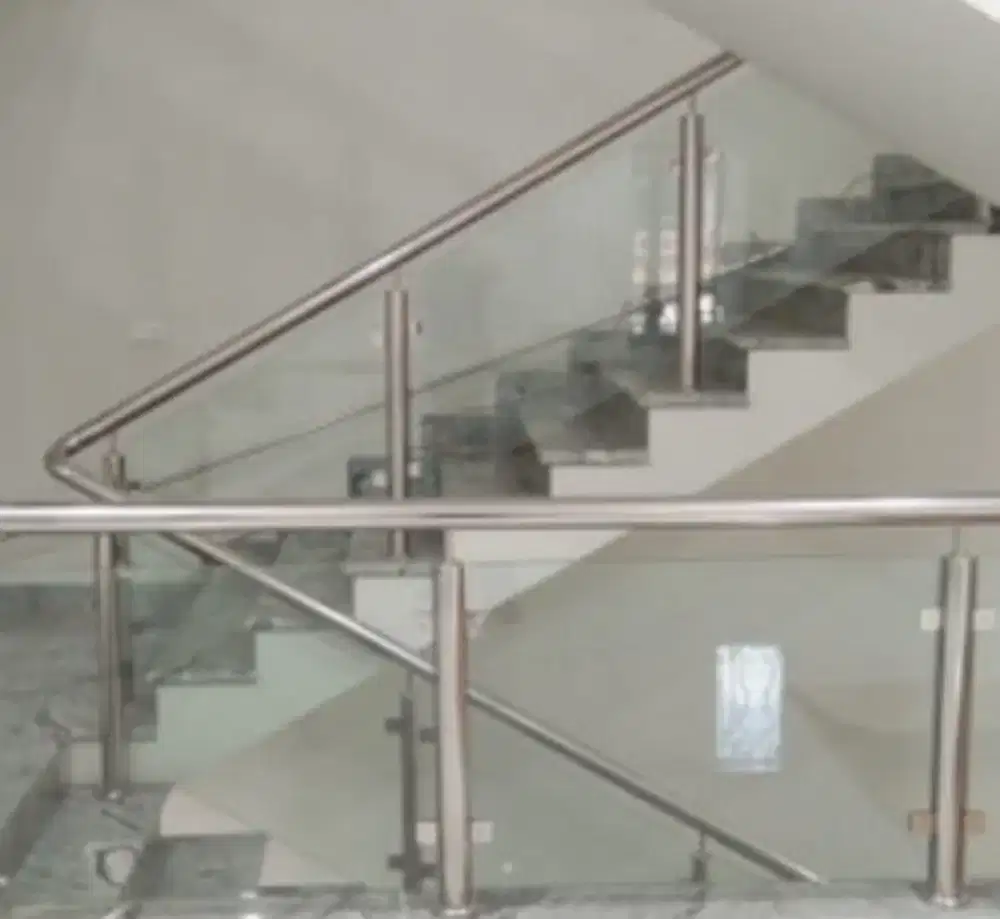 Reling tangga balkon stenlies kaca stell