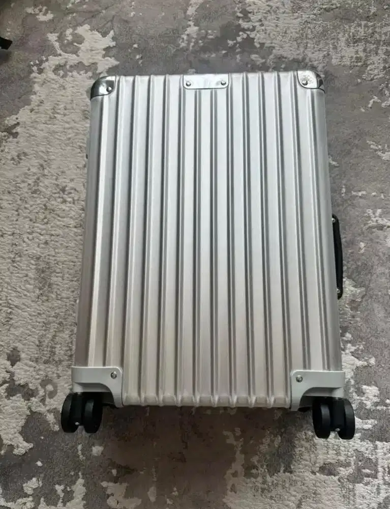 Rimowa classic cabin