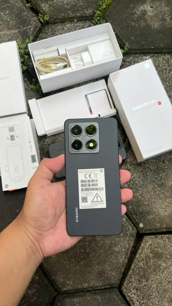 Xiaomi 14T 12/512GB Fullset Original – Garansi Resmi Januari 2027