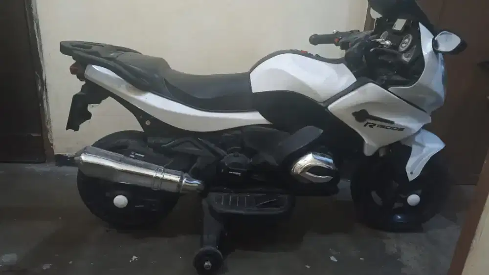 Sepeda motor anak aki