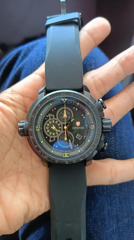 jam tangan expedition E6647M