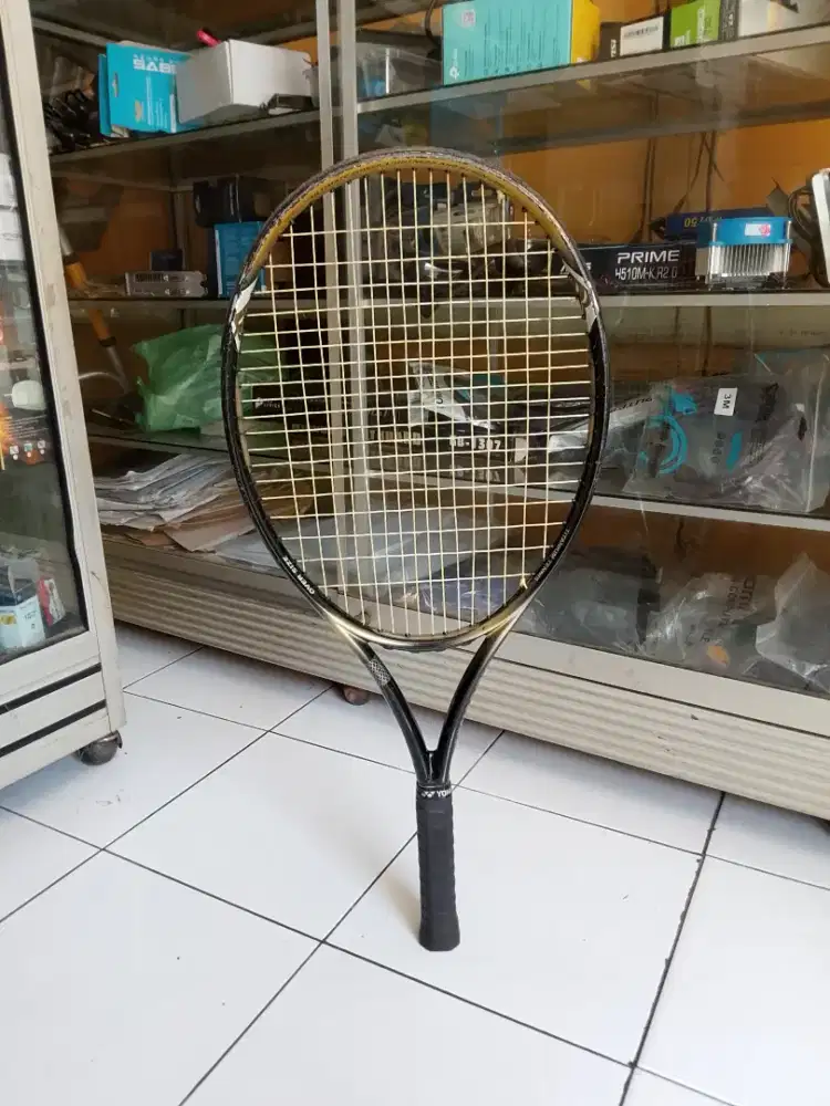 Raket Tenis Becker Ti-2000