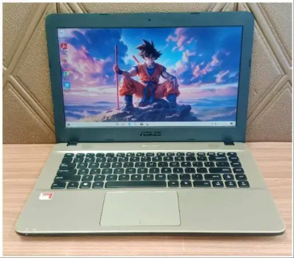 Jual laptop ASUS X441BA mulus pemakaian cewek