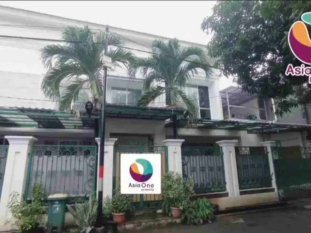Dijual Rumah Cantik 1.5 lantai di Komplex Pertamina