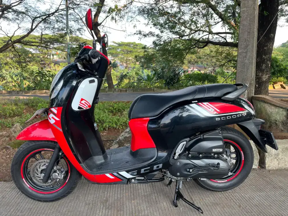 HONDA SCOOPY TAHUN 2023 SS LENGKAP SIAP PAKEK MOTOR GRESS