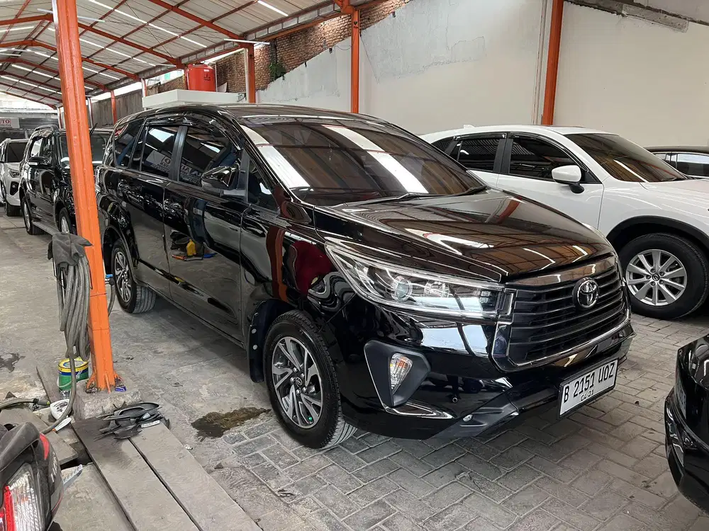 Toyota Kijang Innova 2.0 V AT MATIC 2021 Hitam kondisi istimewa