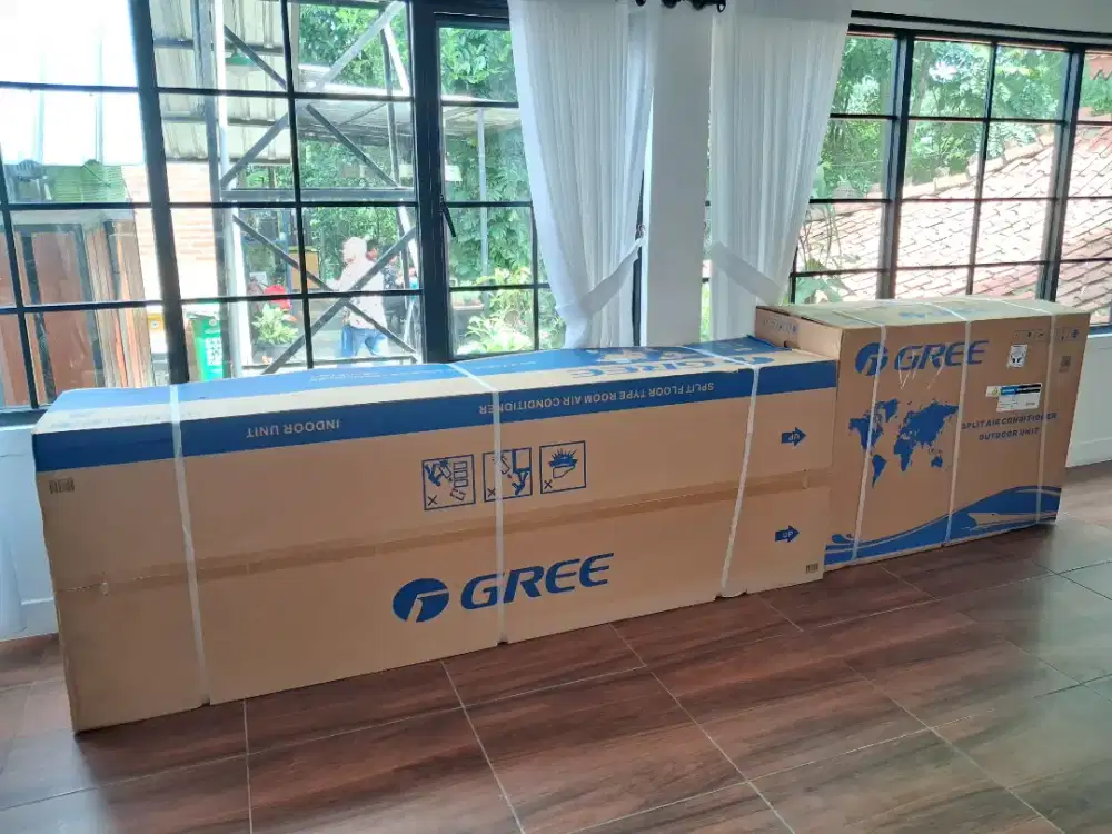 AC STANDING FLOOR GREE 5 PK 3 PHASE