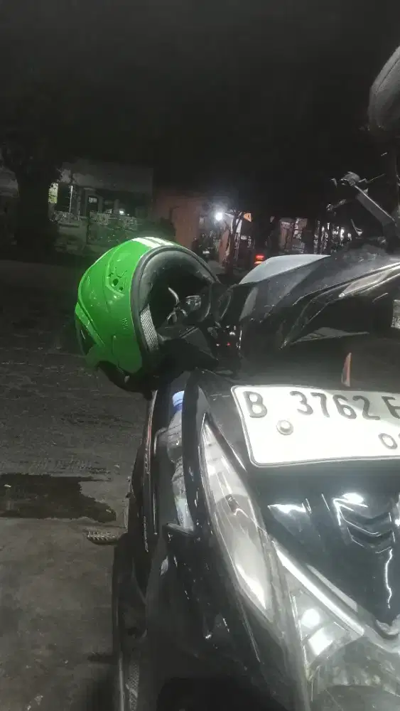 Jual helm bekas masih bagus helm