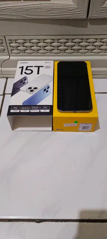Realme 15t 8/128