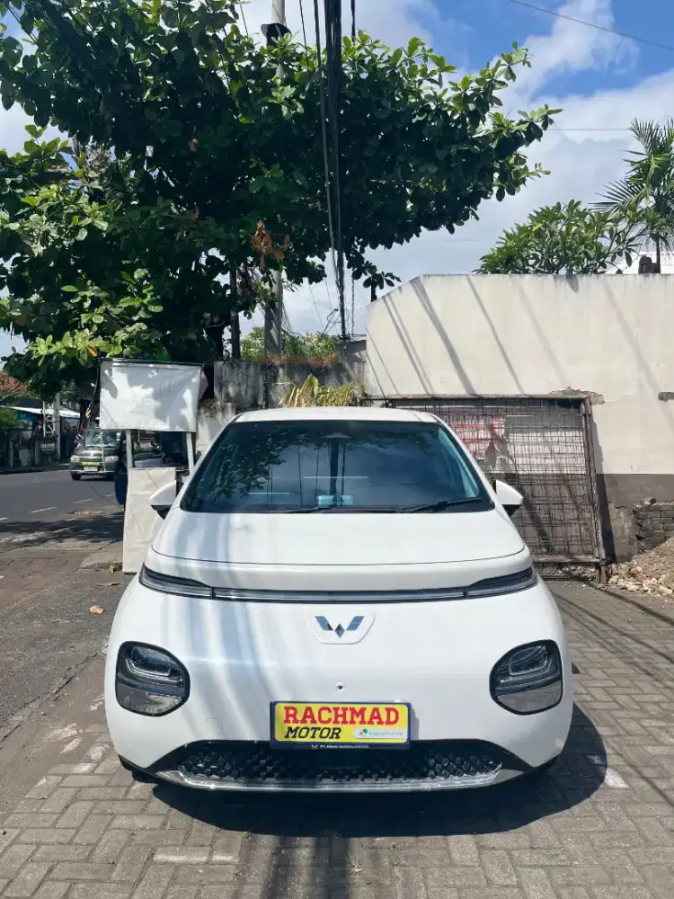 WULING CLOUD EV PRO 2024 PUTIH
