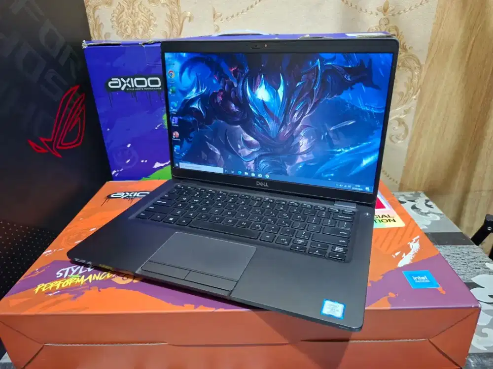 Laptop Dell Latitude 5300