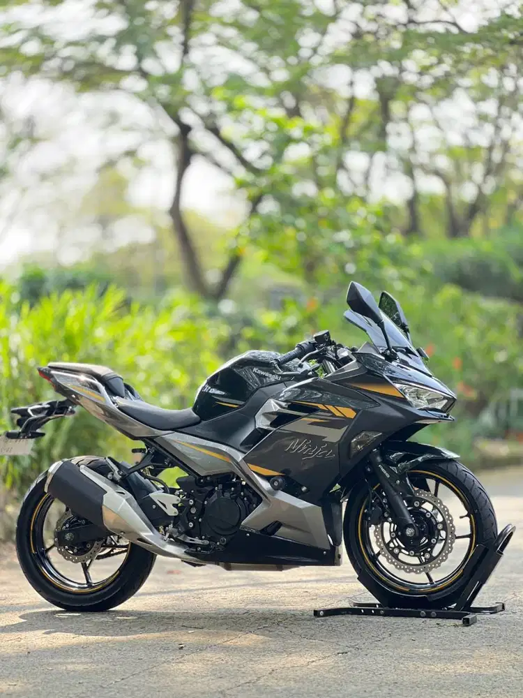 KAWASAKI NEW NINJA 250 FI ABS MDP KEYLESS 2022 GREY KM 2K PAJAK ON